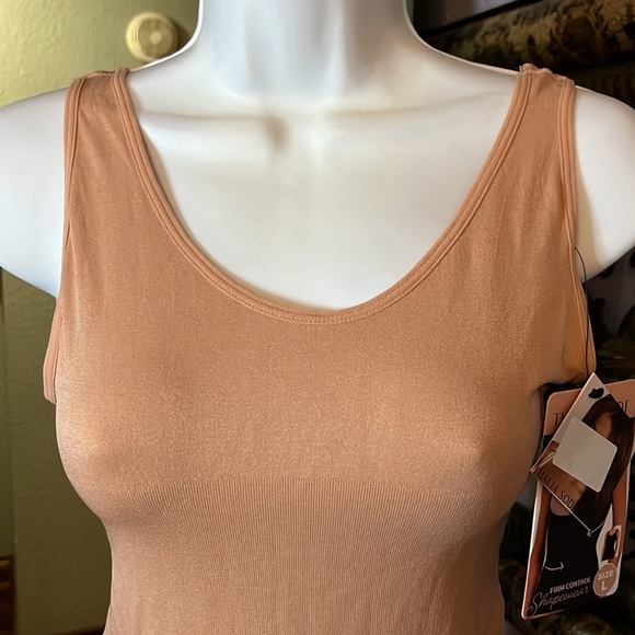 NWT *THALIA SODI* 2 Way Shaping Waist Control Tank Nude Color Tank Top Sz L - Picture 2 of 10